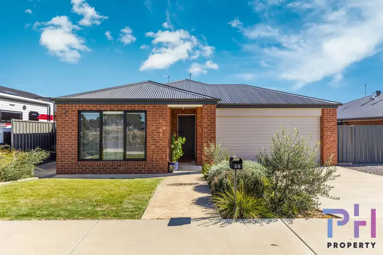 38 Hills Road, Marong VIC 3515