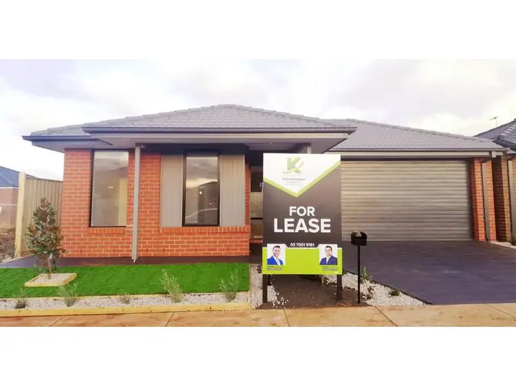 10 Harry Drive, Thornhill Park VIC 3335