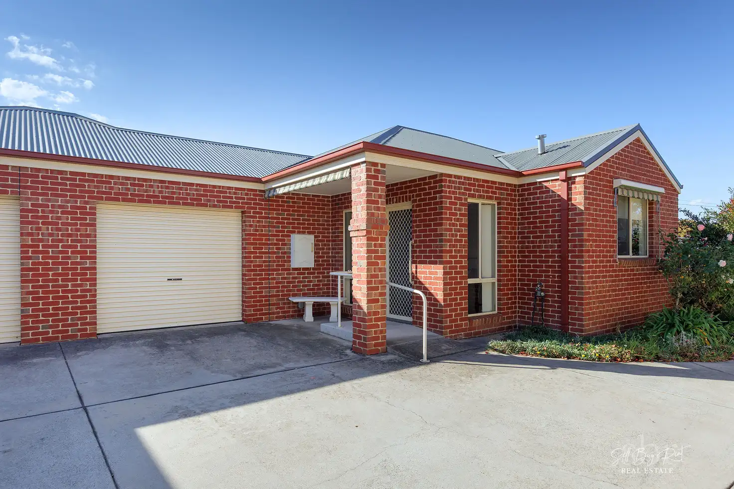 Main view of Homely townhouse listing, 1/9 RAILWAY STREET, Wodonga VIC 3690