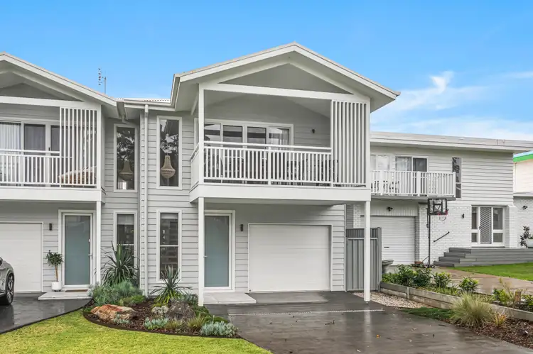 9A Lachlan Crescent, St Georges Basin NSW 2540