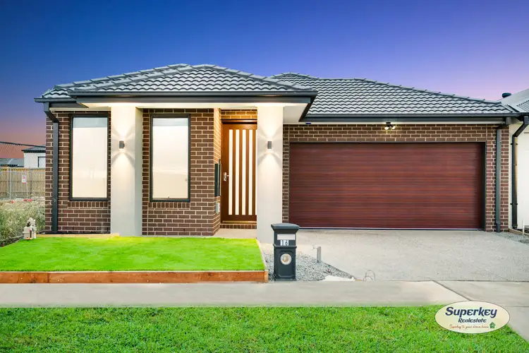 16 Moylan Drive, Rockbank VIC 3335