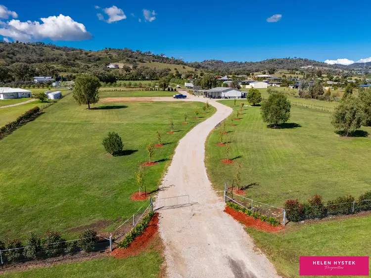 4 Thornbill Road, Moore Creek NSW 2340