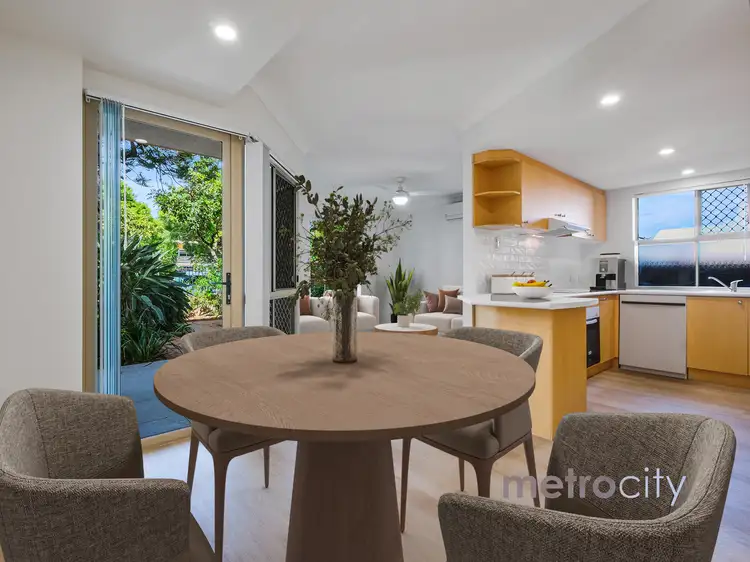 1/29 Crown Street, Holland Park West QLD 4121