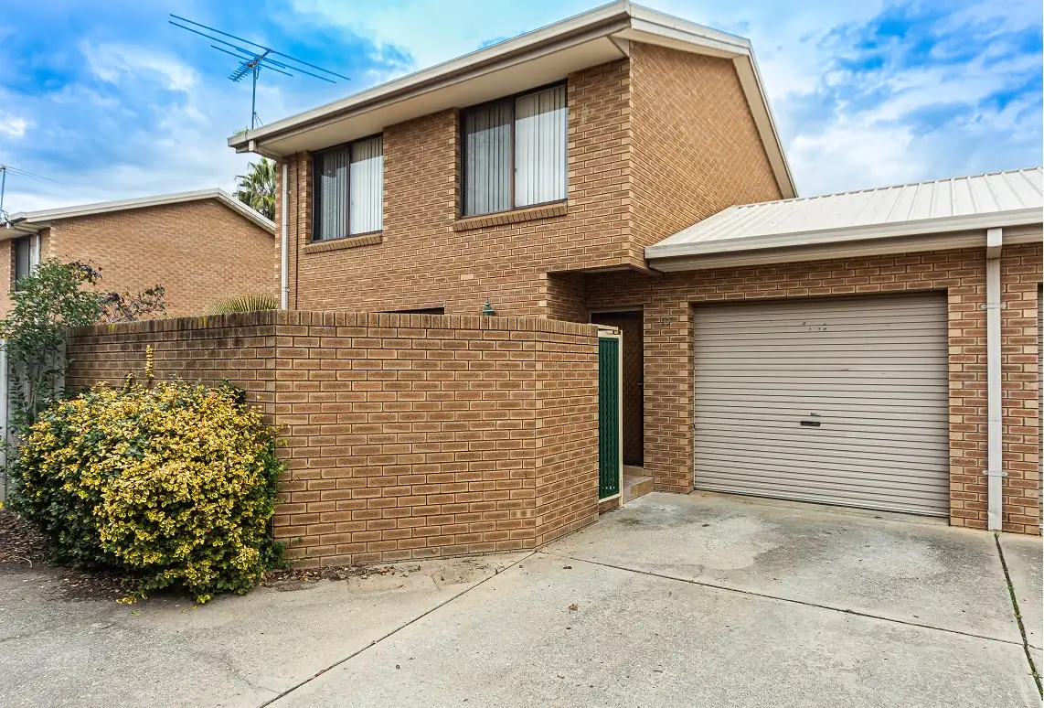 Main view of Homely unit listing, 10/413 Bevan Street, Lavington NSW 2641