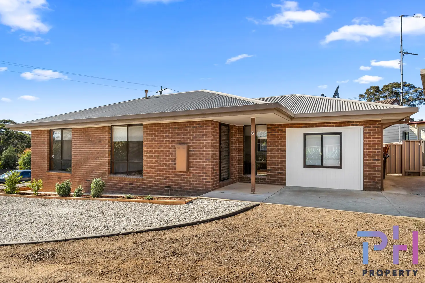 Main view of Homely townhouse listing, 56 Phillis Street, Kangaroo Flat VIC 3555