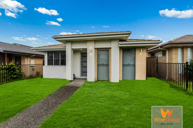 10 Tia Street, Clyde North VIC 3978