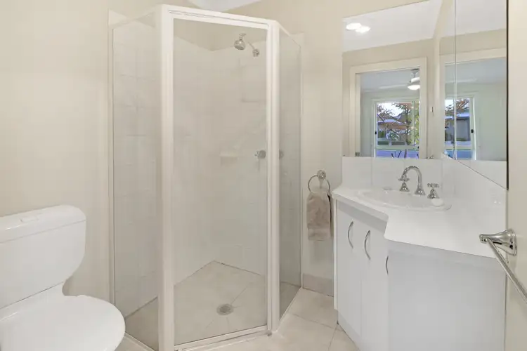 Sixth view of Homely house listing, 2/4 Cambridge Drive, Mansfield VIC 3722
