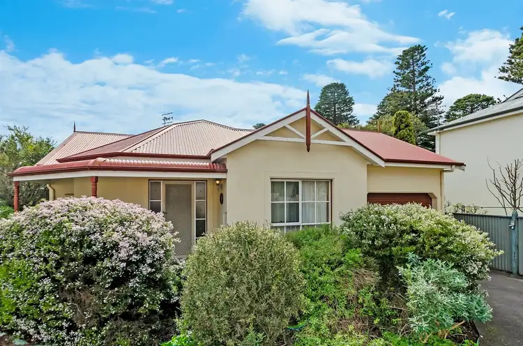 54 Gipps Street