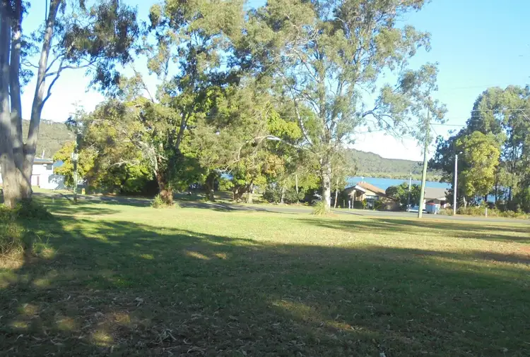 165 Canaipa Point Drive, Russell Island QLD 4184