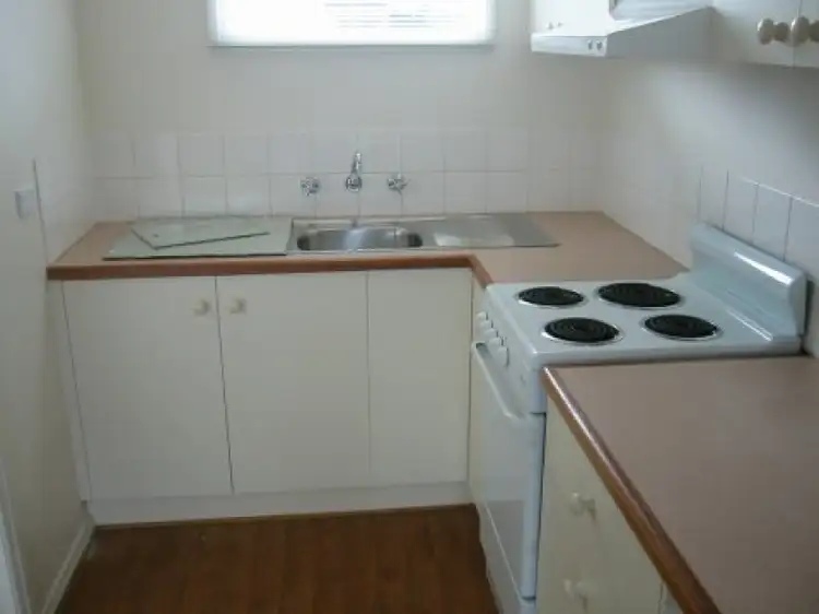 Fourth view of Homely flat listing, 1/27 Derby Road, Herne Hill VIC 3218