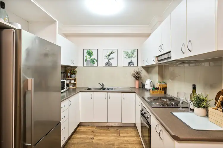 Third view of Homely apartment listing, 3/15 Hillview Avenue, Gwynneville NSW 2500