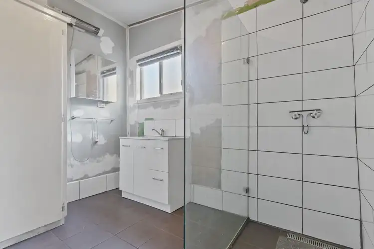 Fifth view of Homely house listing, 379 Russell Street, Hay NSW 2711
