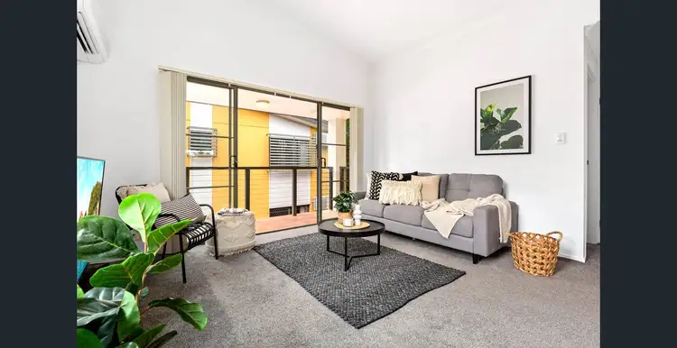 Fourth view of Homely apartment listing, 6/10 Amelia Street, Coorparoo QLD 4151