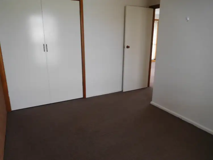 Fourth view of Homely unit listing, 1/475 Griffith Road, Lavington NSW 2641
