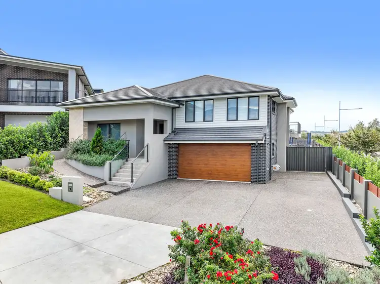 21 McNevin Close, Calderwood NSW 2527