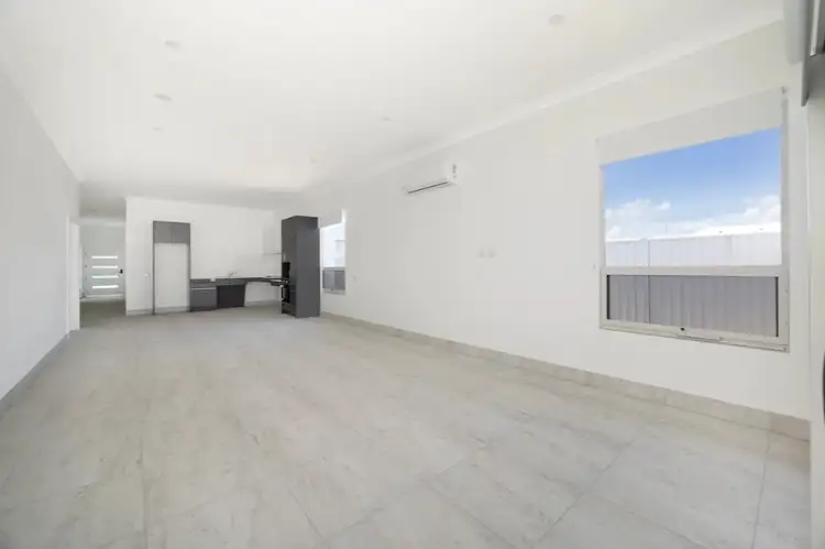 Sixth view of Homely house listing, 32 Amber Court, Redbank Plains QLD 4301