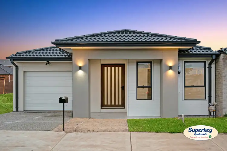 5 Kerala Street, Rockbank VIC 3335