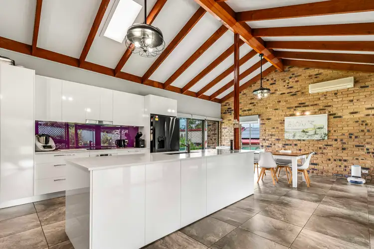 6 COOLABAH COURT, Banora Point NSW 2486