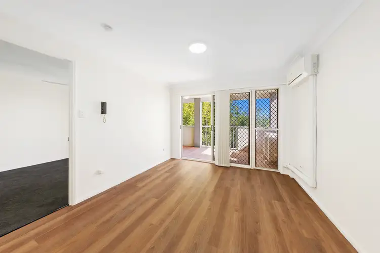 Main view of Homely unit listing, 15/5 Wongara Street, Clayfield QLD 4011