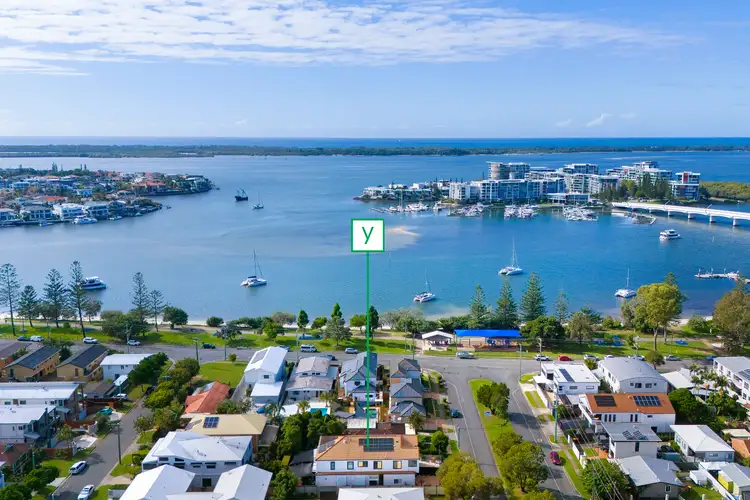 Third view of Homely semi-detached listing, 2/5 Abalone Avenue, Paradise Point QLD 4216