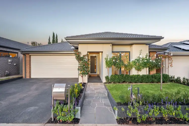 6 Velocity Way, Mount Duneed VIC 3217