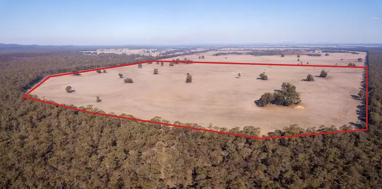351 Tattersalls Lane, Moormbool West VIC 3523