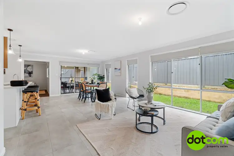 Fifth view of Homely house listing, 5 Dray Close, Wadalba NSW 2259