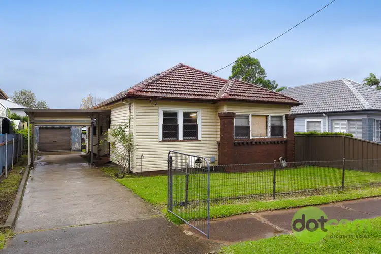 29 Ireland Avenue, Mayfield NSW 2304