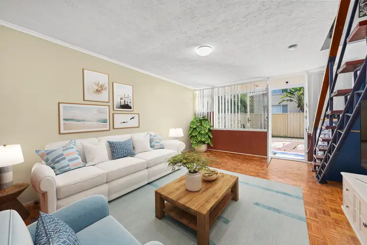 4/30 Leonard Avenue, Surfers Paradise QLD 4217