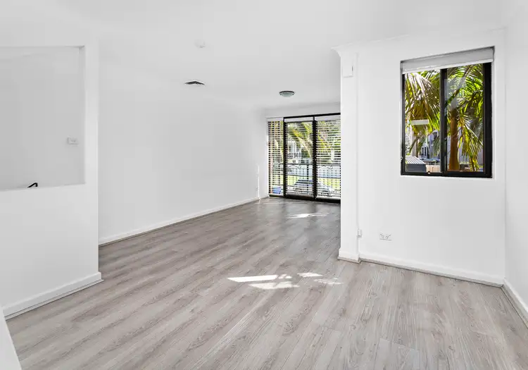 Third view of Homely townhouse listing, 3a/10 Blackett Street, North Wollongong NSW 2500