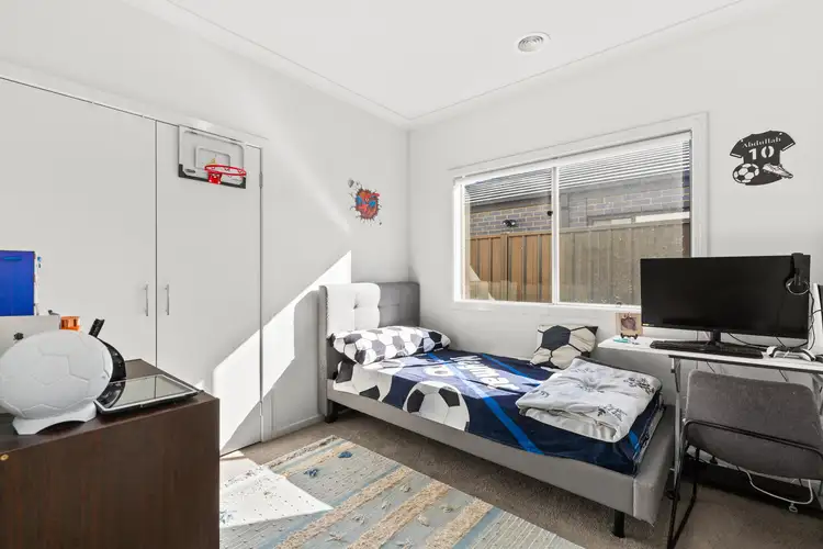 Fifth view of Homely house listing, 177 Fairways Boulevard, Craigieburn VIC 3064