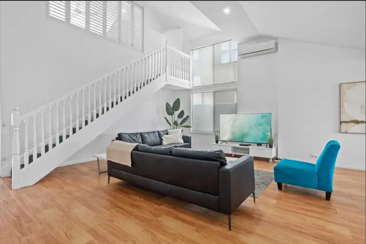 Fourth view of Homely house listing, 17 Maureen Court, Broadbeach Waters QLD 4218