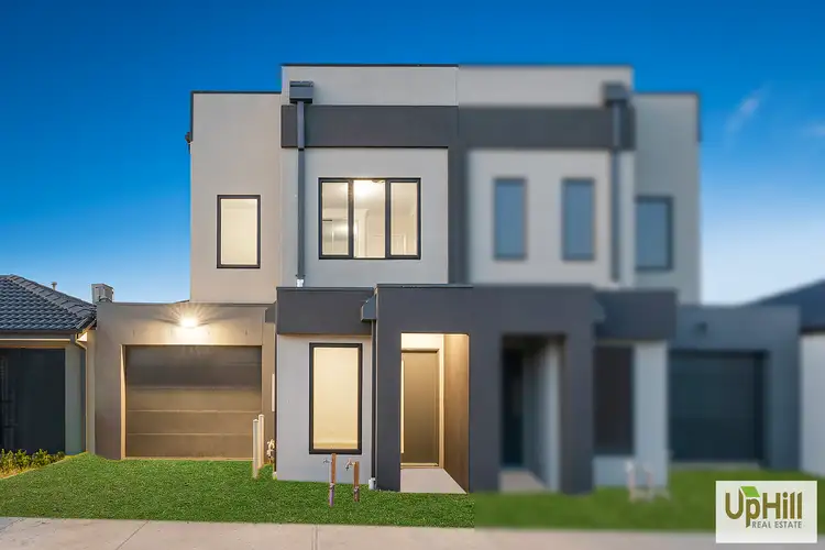 32 Keskadale Way, Clyde North VIC 3978