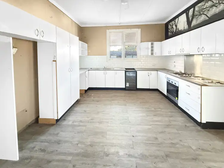 Fourth view of Homely block of units listing, 82-86 LARMER STREET, Narrandera NSW 2700