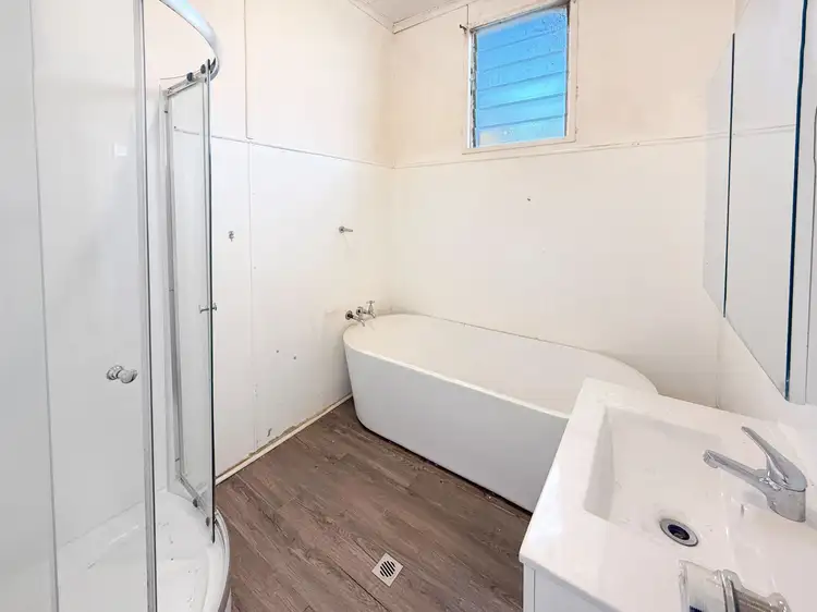 Seventh view of Homely block of units listing, 82-86 LARMER STREET, Narrandera NSW 2700
