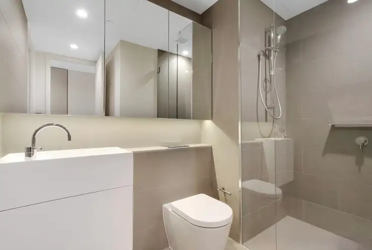 Fifth view of Homely apartment listing, 1401/70 Southbank Boulevard, Southbank VIC 3006