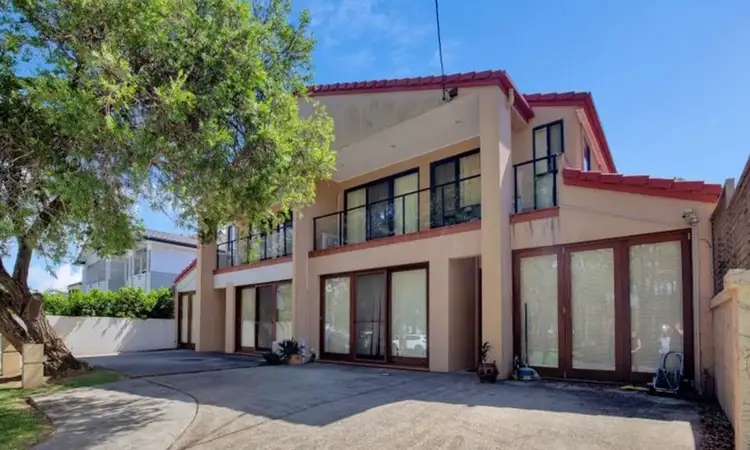 2/47 Winchester Street, Southport QLD 4215