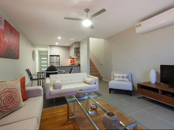 1/1 Daintree Park Way (AKA 1/2 Bunya Lane), Fitzgibbon QLD 4018