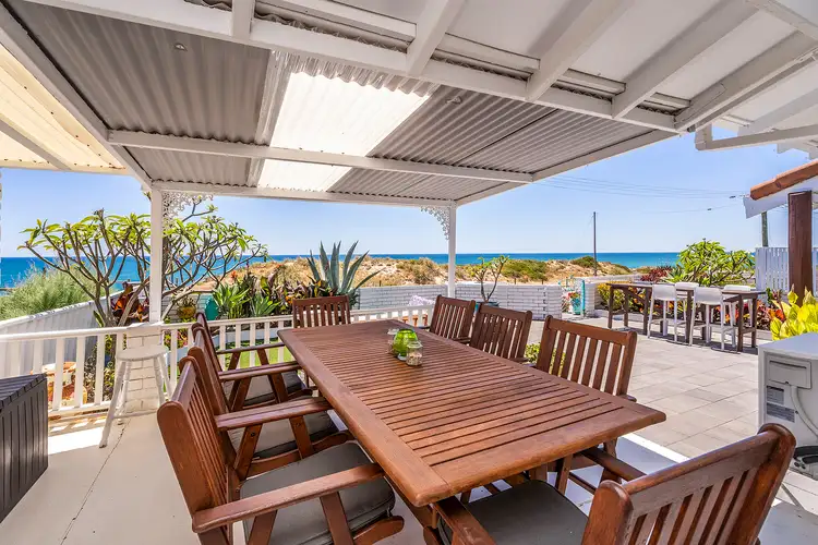 4/35b Halls Head Parade, Halls Head WA 6210