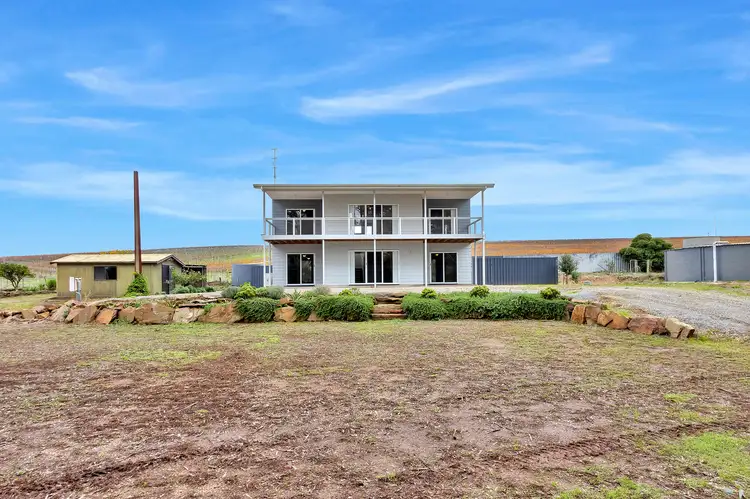 220 Cemetery Road, Leasingham SA 5452