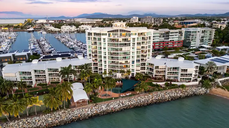 70/7 Mariners Drive, Townsville City QLD 4810