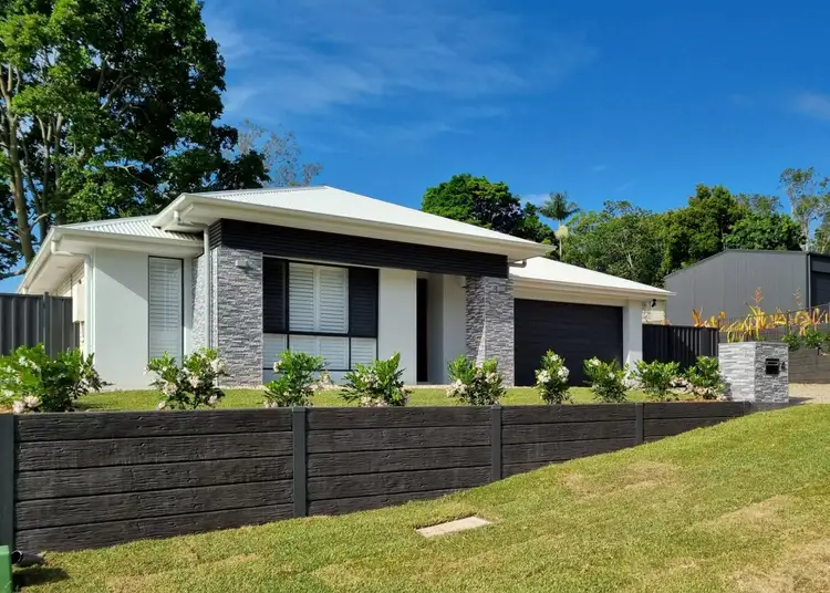 4 Majestic Drive, Pomona QLD 4568