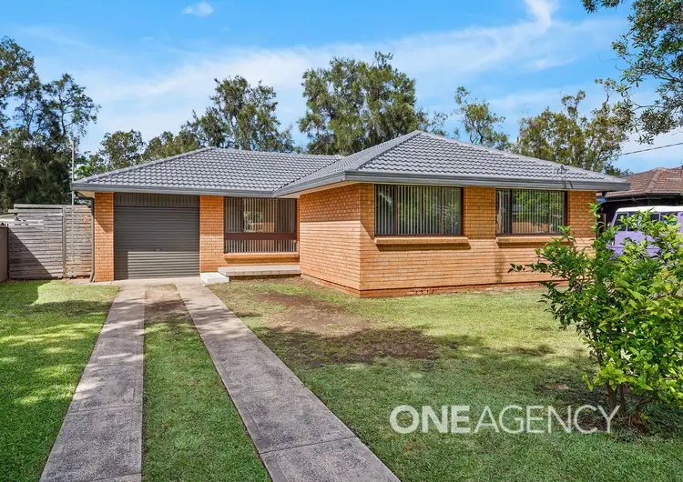 Main view of Homely house listing, 7 Oaks Avenue, Kanahooka NSW 2530