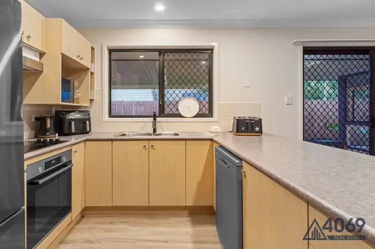 Third view of Homely house listing, 8 Creswick Place, Bellbowrie QLD 4070