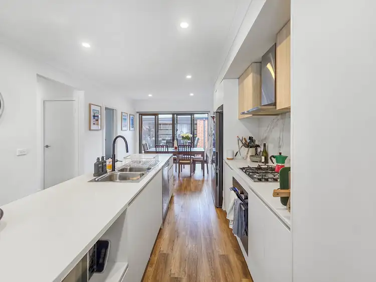 24 Forrest Green Drive, Armstrong Creek VIC 3217