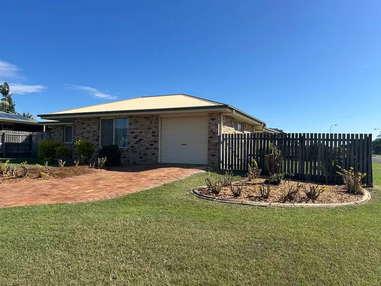 Second view of Homely house listing, 10 Hickman Court, Kalkie QLD 4670