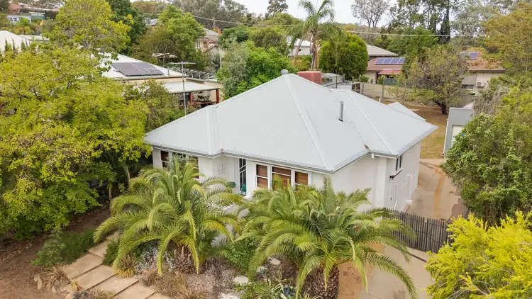 Main view of Homely house listing, 869 Miller Street, West Albury NSW 2640