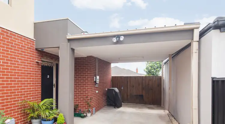 3/4 Ashdale Court, Springvale VIC 3171