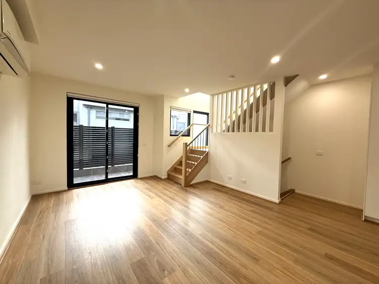 Fourth view of Homely townhouse listing, 2/112 Cumberland Road, Pascoe Vale VIC 3044