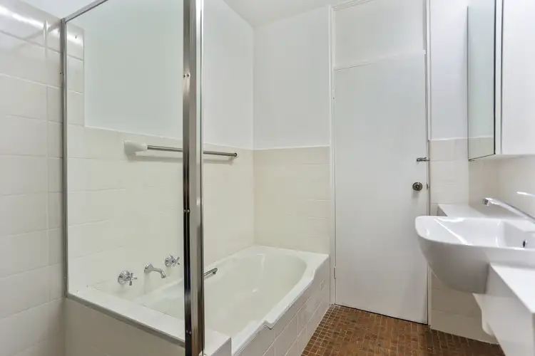 Fifth view of Homely unit listing, 11/4 Holt Street, Double Bay NSW 2028